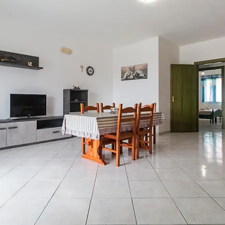 Trilocale Via Porru Apartment