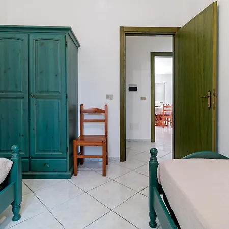 Trilocale Via Porru Orosei